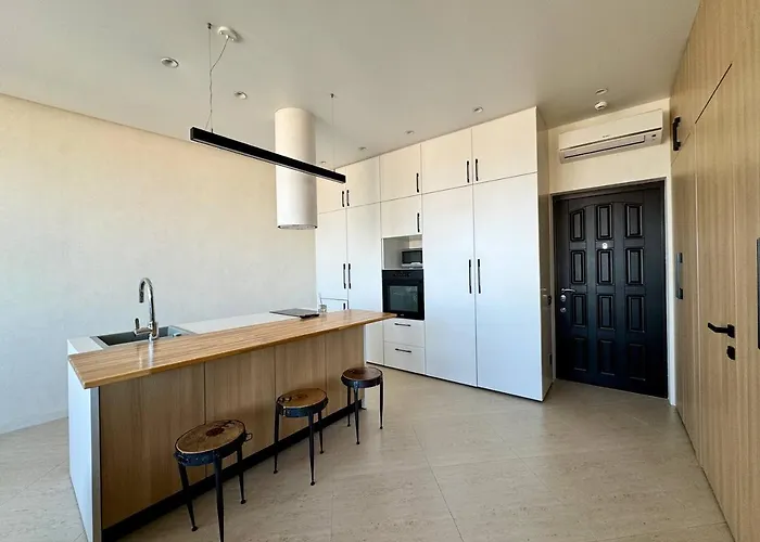 Apartment 27 Pearl Design *